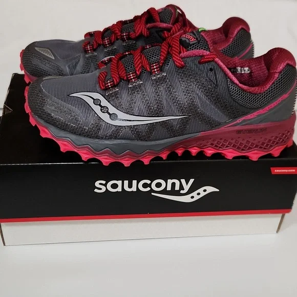 NEW Women’s Saucony Peregrine 7 Grey Berry Trail Hiking Shoes Sneakers Everun 10 - Picture 9 of 10